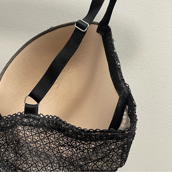 VS Dream Angels Demi Bra - Picture 5 of 10